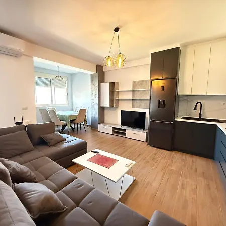 Apartment Gold